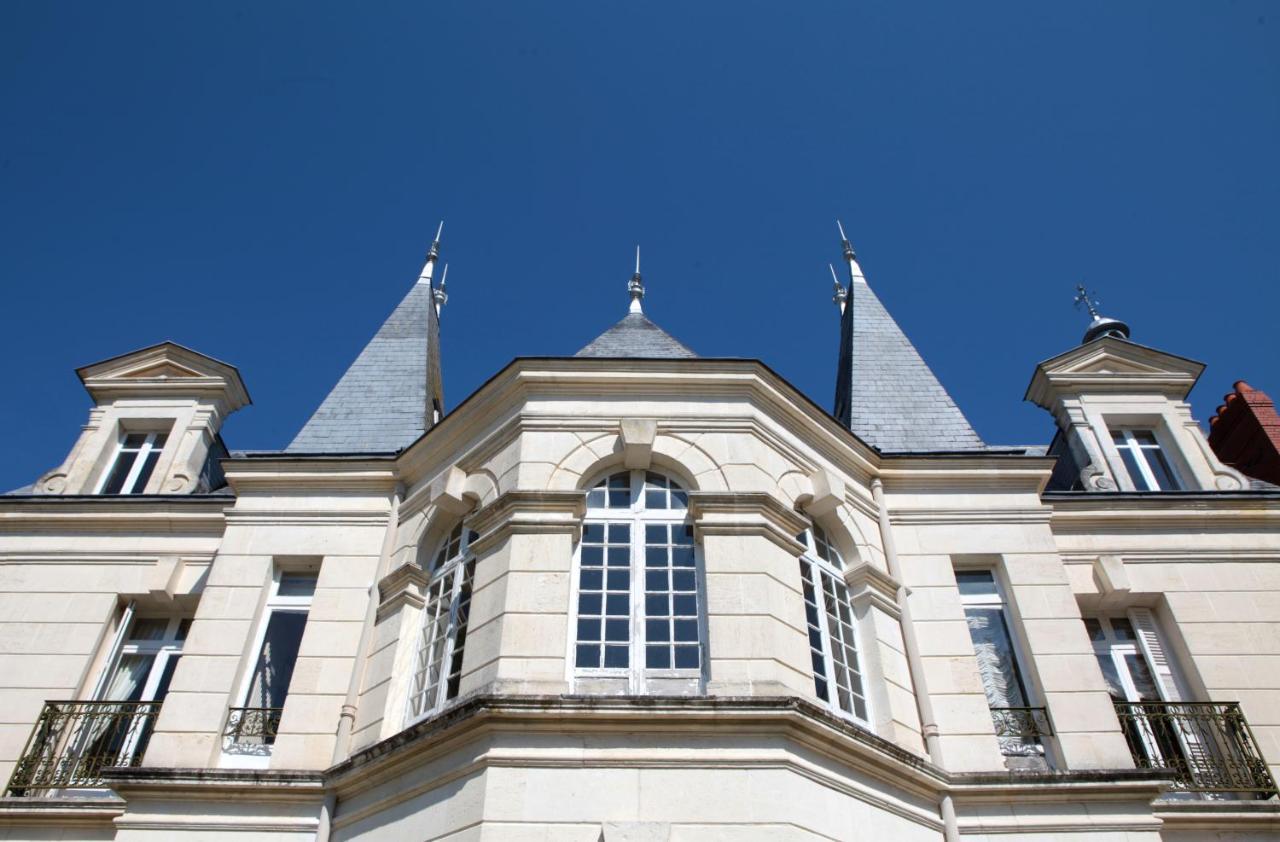 Château d'Escurat Le Dorat Extérieur photo