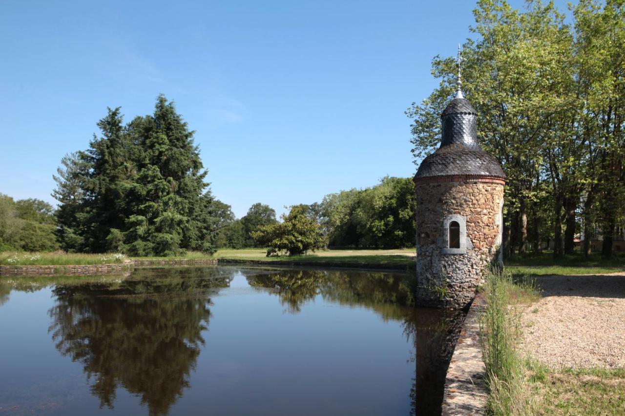 Château d'Escurat Le Dorat Extérieur photo